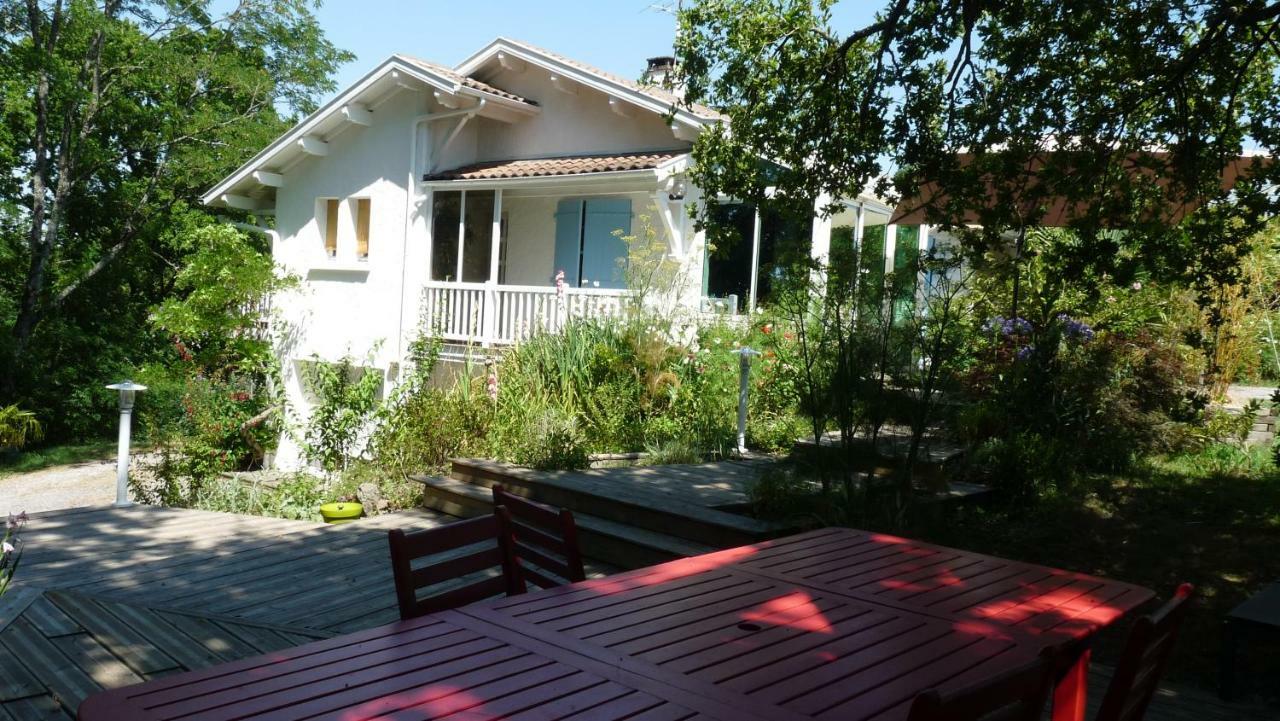 Bed and Breakfast Les Taouleres Hastingues Exterior foto